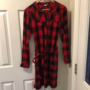 GAP long sleeve dress (buffalo plaid print). Worn once.
